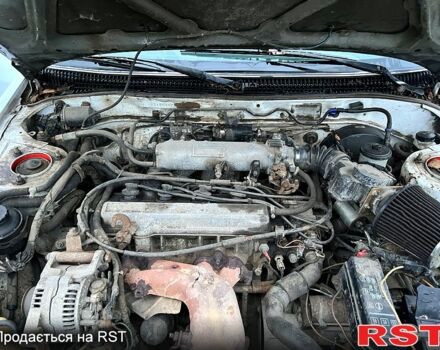 Белый Тойота Карина, объемом двигателя 2 л и пробегом 0 тыс. км за 800 $, фото 10 на Automoto.ua