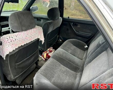 Белый Тойота Карина, объемом двигателя 2 л и пробегом 0 тыс. км за 800 $, фото 5 на Automoto.ua