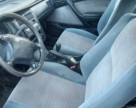 Белый Тойота Карина, объемом двигателя 1.62 л и пробегом 355 тыс. км за 2500 $, фото 10 на Automoto.ua