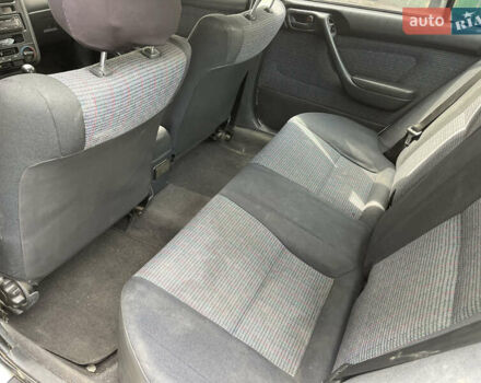 Белый Тойота Карина, объемом двигателя 1.6 л и пробегом 380 тыс. км за 4000 $, фото 5 на Automoto.ua