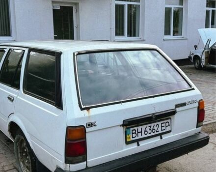 Белый Тойота Карина, объемом двигателя 2 л и пробегом 145 тыс. км за 600 $, фото 3 на Automoto.ua