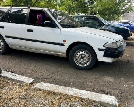 Білий Тойота Каріна, об'ємом двигуна 1.6 л та пробігом 0 тис. км за 850 $, фото 2 на Automoto.ua