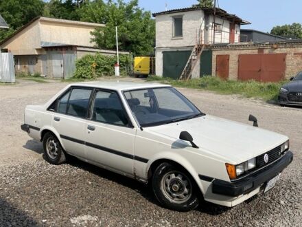 Тойота Карина 1984 в Броварах на Automoto.ua Белый Тойота Карина, объемом двигателя 1.5 л и пробегом 165 тыс. км за 1200 $, фото 1 на Automoto.ua