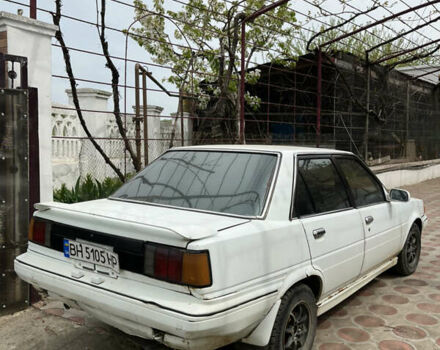 Білий Тойота Каріна, об'ємом двигуна 1.45 л та пробігом 300 тис. км за 1000 $, фото 1 на Automoto.ua