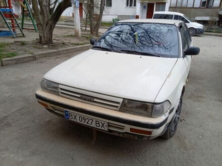 Тойота Карина 1990 в Каменце-Подольском на Automoto.ua Белый Тойота Карина, объемом двигателя 1.6 л и пробегом 300 тыс. км за 900 $, фото 1 на Automoto.ua