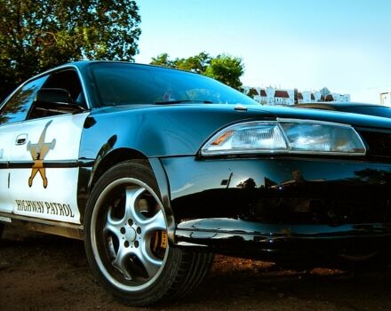 Черный Тойота Карина, объемом двигателя 2 л и пробегом 378 тыс. км за 2500 $, фото 1 на Automoto.ua