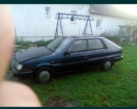 Черный Тойота Карина, объемом двигателя 1 л и пробегом 2 тыс. км за 300 $, фото 1 на Automoto.ua