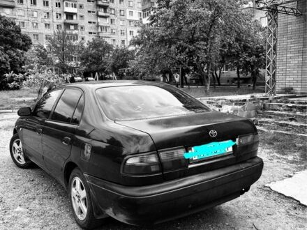 Фіолетовий Тойота Каріна, об'ємом двигуна 1.6 л та пробігом 1 тис. км за 1700 $, фото 1 на Automoto.ua