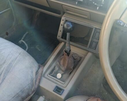 Коричневий Тойота Каріна, об'ємом двигуна 1.6 л та пробігом 100 тис. км за 700 $, фото 3 на Automoto.ua