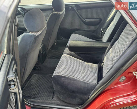 Красный Тойота Карина, объемом двигателя 1.6 л и пробегом 259 тыс. км за 2800 $, фото 10 на Automoto.ua