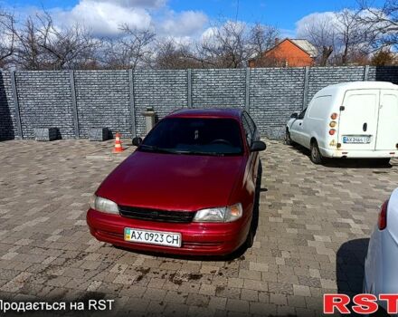 Червоний Тойота Каріна, об'ємом двигуна 1.8 л та пробігом 0 тис. км за 1970 $, фото 4 на Automoto.ua