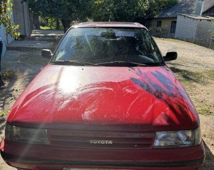 Червоний Тойота Каріна, об'ємом двигуна 1.6 л та пробігом 64 тис. км за 800 $, фото 2 на Automoto.ua