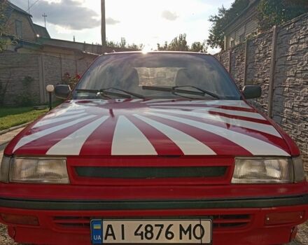 Красный Тойота Карина, объемом двигателя 1.6 л и пробегом 2 тыс. км за 2500 $, фото 1 на Automoto.ua
