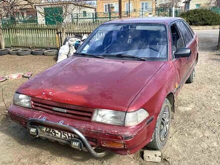 Тойота Каріна 1990 у Томаківка на Automoto.ua Червоний Тойота Каріна, об'ємом двигуна 16 л та пробігом 0 тис. км за 900 $, фото 1 на Automoto.ua