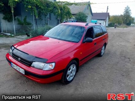 Тойота Каріна 1994 у Татарбунарах на Automoto.ua Червоний Тойота Каріна, об'ємом двигуна 1.6 л та пробігом 111 тис. км за 1999 $, фото 1 на Automoto.ua