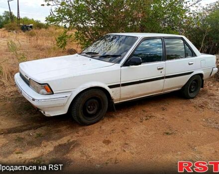 Тойота Карина, объемом двигателя 1.5 л и пробегом 0 тыс. км за 1200 $, фото 1 на Automoto.ua