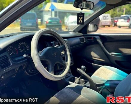Тойота Каріна, об'ємом двигуна 1.6 л та пробігом 250 тис. км за 2900 $, фото 6 на Automoto.ua