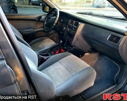 Тойота Каріна, об'ємом двигуна 1.6 л та пробігом 587 тис. км за 1550 $, фото 3 на Automoto.ua