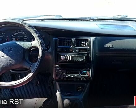 Тойота Каріна, об'ємом двигуна 1.8 л та пробігом 66 тис. км за 1700 $, фото 5 на Automoto.ua