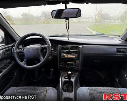 Тойота Карина, объемом двигателя 1.6 л и пробегом 368 тыс. км за 2499 $, фото 7 на Automoto.ua