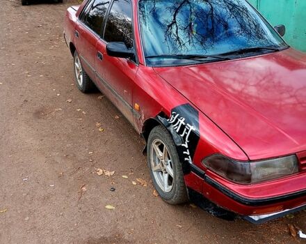 Тойота Каріна, об'ємом двигуна 1.6 л та пробігом 100 тис. км за 1800 $, фото 1 на Automoto.ua