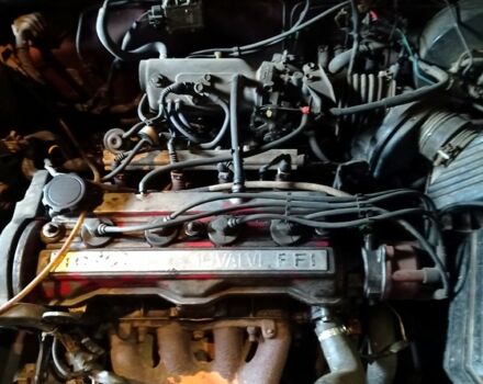 Тойота Каріна, об'ємом двигуна 1.6 л та пробігом 60 тис. км за 600 $, фото 1 на Automoto.ua