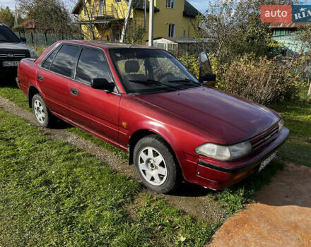 Тойота Карина, объемом двигателя 1.6 л и пробегом 860 тыс. км за 1600 $, фото 1 на Automoto.ua