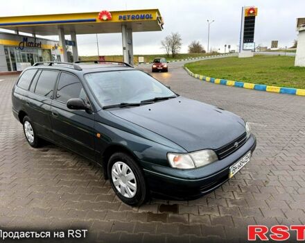 Тойота Карина, объемом двигателя 1.6 л и пробегом 368 тыс. км за 2499 $, фото 1 на Automoto.ua