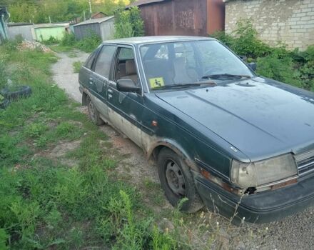 Серый Тойота Карина, объемом двигателя 2 л и пробегом 437 тыс. км за 721 $, фото 7 на Automoto.ua