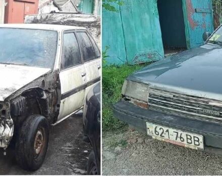 Серый Тойота Карина, объемом двигателя 2 л и пробегом 437 тыс. км за 721 $, фото 1 на Automoto.ua