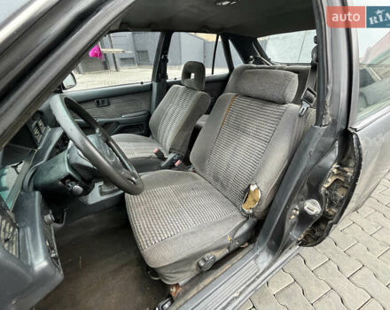 Сірий Тойота Каріна, об'ємом двигуна 1.59 л та пробігом 392 тис. км за 900 $, фото 8 на Automoto.ua