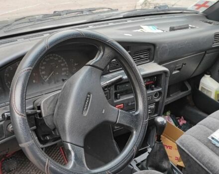 Серый Тойота Карина, объемом двигателя 1.6 л и пробегом 370 тыс. км за 952 $, фото 1 на Automoto.ua