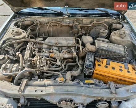 Серый Тойота Карина, объемом двигателя 1.98 л и пробегом 280 тыс. км за 2000 $, фото 13 на Automoto.ua