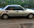 Сірий Тойота Каріна, об'ємом двигуна 1.6 л та пробігом 430 тис. км за 1800 $, фото 1 на Automoto.ua