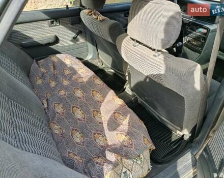 Серый Тойота Карина, объемом двигателя 1.98 л и пробегом 280 тыс. км за 2000 $, фото 7 на Automoto.ua