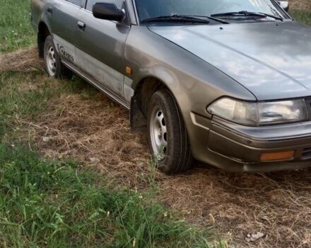 Сірий Тойота Каріна, об'ємом двигуна 1.6 л та пробігом 512 тис. км за 750 $, фото 1 на Automoto.ua
