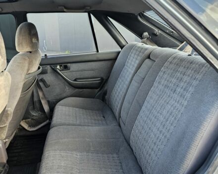 Сірий Тойота Каріна, об'ємом двигуна 0 л та пробігом 300 тис. км за 1900 $, фото 12 на Automoto.ua