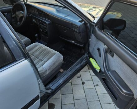 Сірий Тойота Каріна, об'ємом двигуна 0 л та пробігом 300 тис. км за 1900 $, фото 9 на Automoto.ua