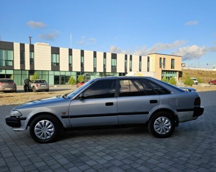 Сірий Тойота Каріна, об'ємом двигуна 0 л та пробігом 300 тис. км за 1900 $, фото 2 на Automoto.ua