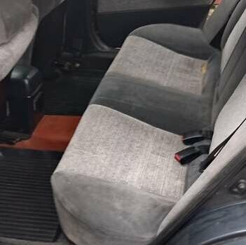 Серый Тойота Карина, объемом двигателя 2 л и пробегом 404 тыс. км за 2999 $, фото 9 на Automoto.ua