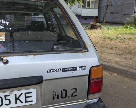 Серый Тойота Карина, объемом двигателя 1.8 л и пробегом 240 тыс. км за 1700 $, фото 5 на Automoto.ua