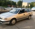 Сірий Тойота Каріна, об'ємом двигуна 2 л та пробігом 400 тис. км за 4700 $, фото 1 на Automoto.ua