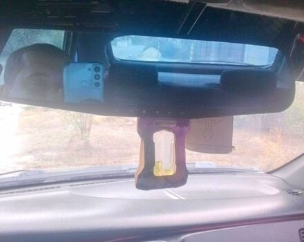 Сірий Тойота Каріна, об'ємом двигуна 2 л та пробігом 0 тис. км за 2000 $, фото 3 на Automoto.ua