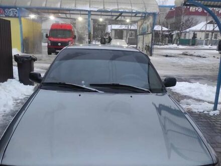 Тойота Каріна 1988 у Первомайске на Automoto.ua Сірий Тойота Каріна, об'ємом двигуна 1.59 л та пробігом 430 тис. км за 2200 $, фото 1 на Automoto.ua