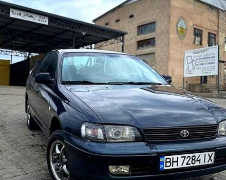 Серый Тойота Карина, объемом двигателя 1.6 л и пробегом 0 тыс. км за 3200 $, фото 1 на Automoto.ua
