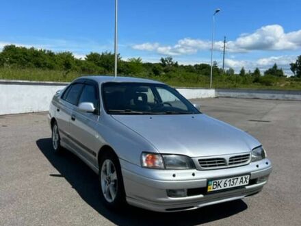 Тойота Карина 1994 в Ужгороде на Automoto.ua Серый Тойота Карина, объемом двигателя 2 л и пробегом 210 тыс. км за 1600 $, фото 1 на Automoto.ua