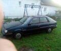 Синий Тойота Карина, объемом двигателя 1 л и пробегом 300 тыс. км за 450 $, фото 1 на Automoto.ua
