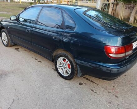 Зеленый Тойота Карина, объемом двигателя 1.6 л и пробегом 342 тыс. км за 3200 $, фото 2 на Automoto.ua