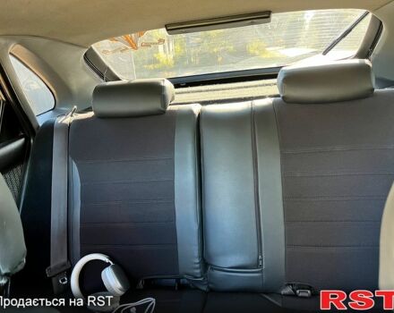 Зеленый Тойота Карина, объемом двигателя 2 л и пробегом 417 тыс. км за 2000 $, фото 7 на Automoto.ua