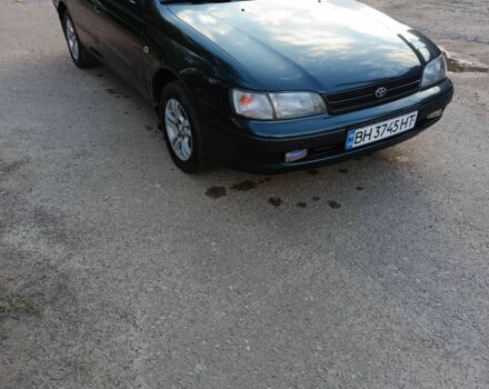 Зеленый Тойота Карина, объемом двигателя 1.6 л и пробегом 342 тыс. км за 3200 $, фото 4 на Automoto.ua